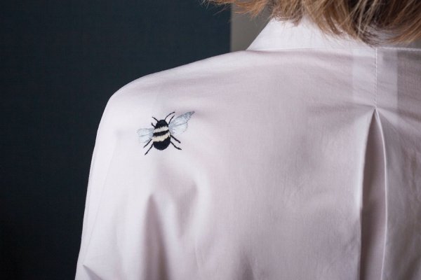 Необычная вышивка на одежде