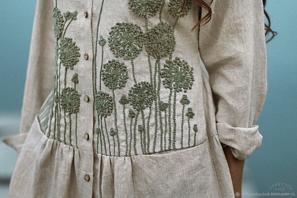 Вышивка на льняной одежде