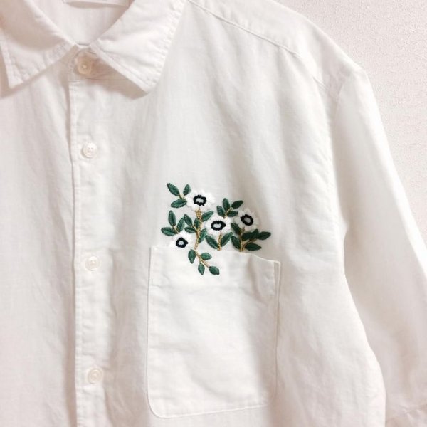 Мелкая вышивка на одежде