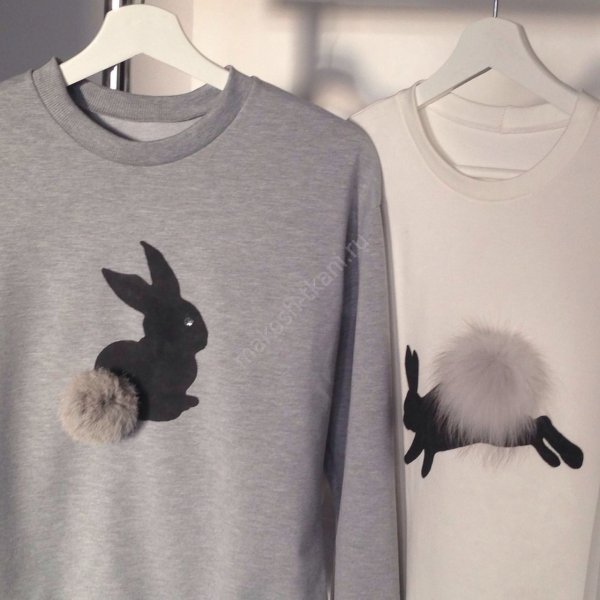 Аппликации на детской толстовке