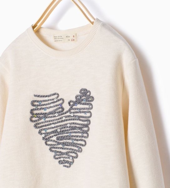 Джемпер с аппликацией