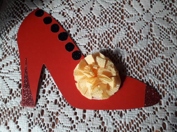 Поделка туфелька