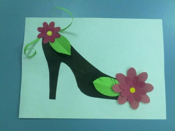 Аппликация туфелька для мамы