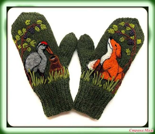 Вязаные варежки