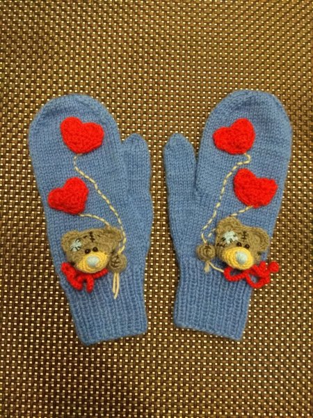 Вязаные варежки