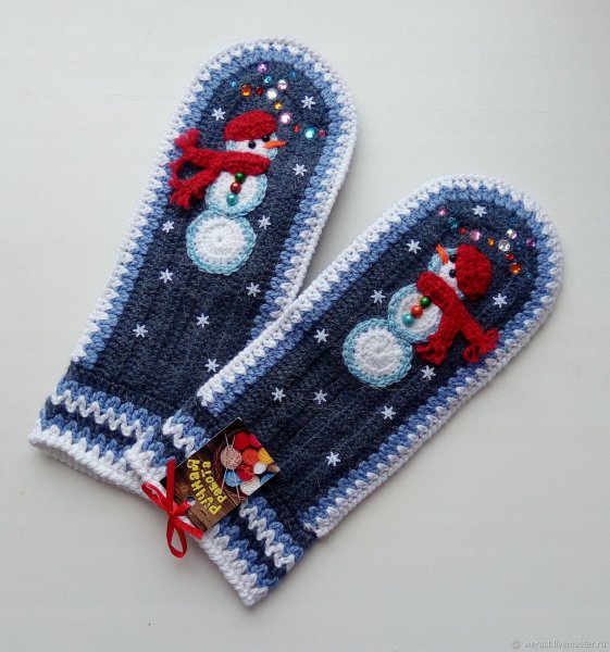 Украсить варежки
