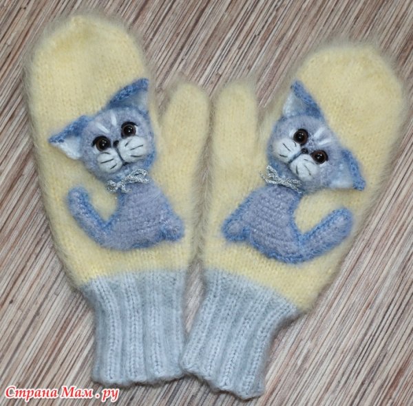 Аппликация на детские варежки