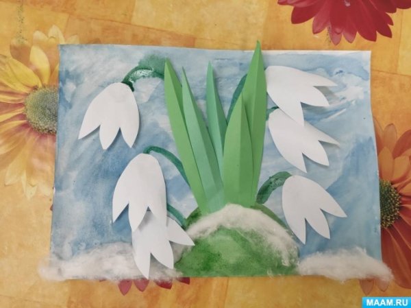 Аппликация с элементами рисования подснежники старшая группа