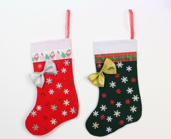 Новогодние носки бумажные