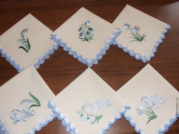 Носовой платок с вышивкой