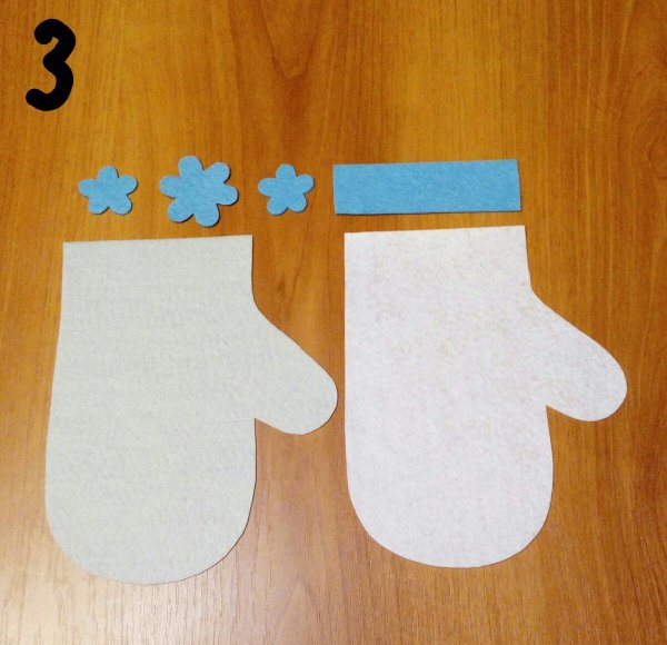 Новогодняя варежка поделка