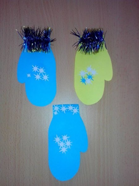 Поделка варежка из бумаги