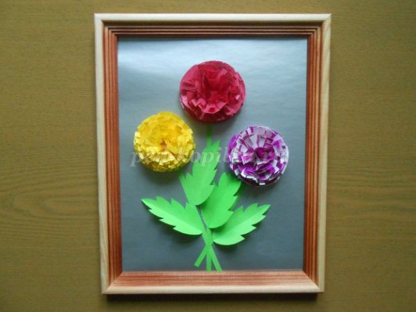 Аппликация астры из цветной бумаги