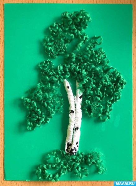 Аппликация береза в средней группе