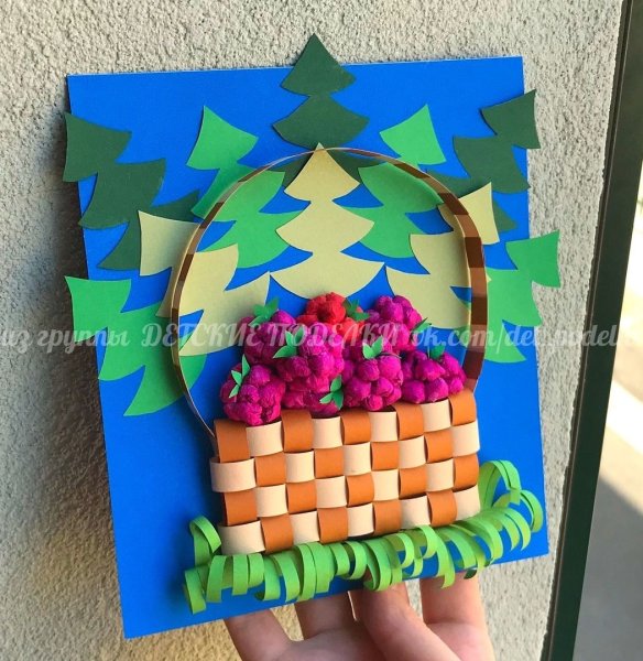 Корзинка из цветной бумаги для детей