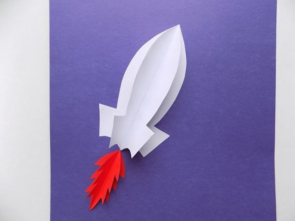 Объемная ракета из бумаги