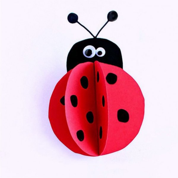 Божья коровка оригами из бумаги