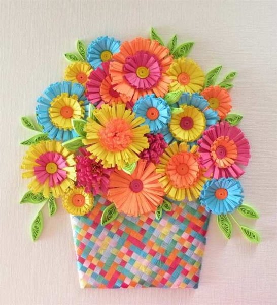 Цветочное панно из бумаги