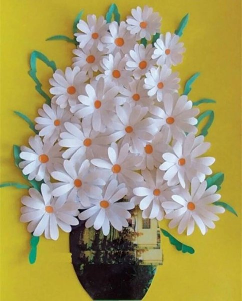 Цветы из цветной бумаги