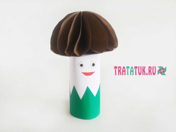 Гриб из картона объемный