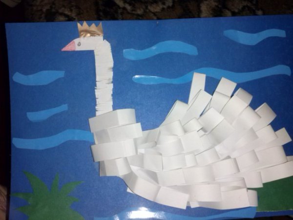 Аппликация лебедь