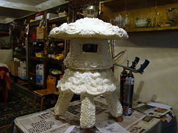 Фигурки из монтажной пены