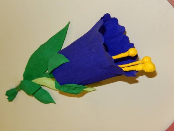 Колокольчик из гофрированной бумаги