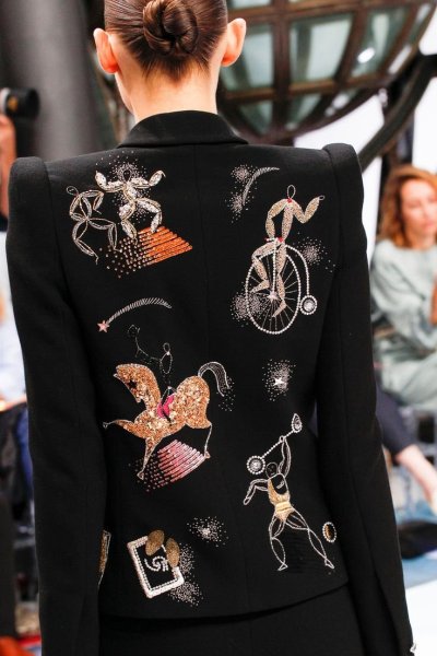 Schiaparelli Haute Couture вышивка