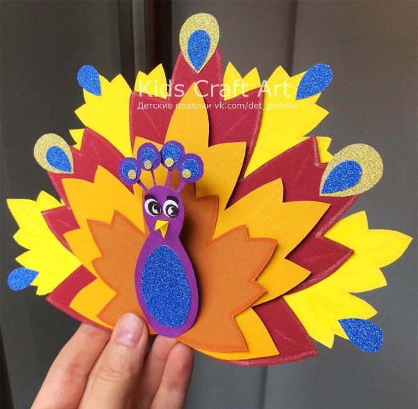 Объемная аппликация Павлин