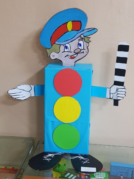 Поделка светофор из бумаги