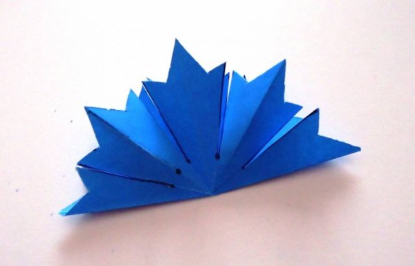 Объемные васильки из бумаги