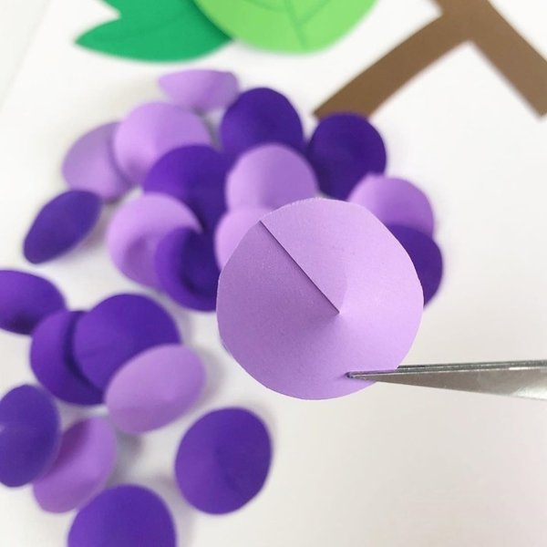 Виноград из бумаги объемный