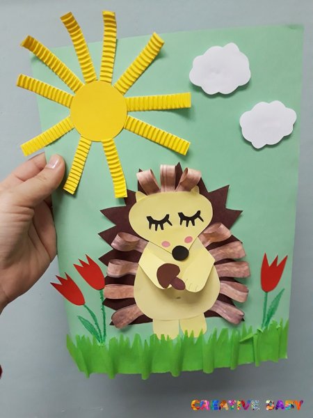 Поделка Ежик из цветной бумаги