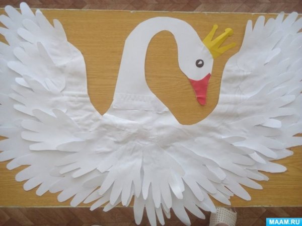 Аппликация для детей лебеди