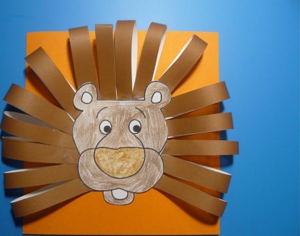 Поделка Лев из бумаги