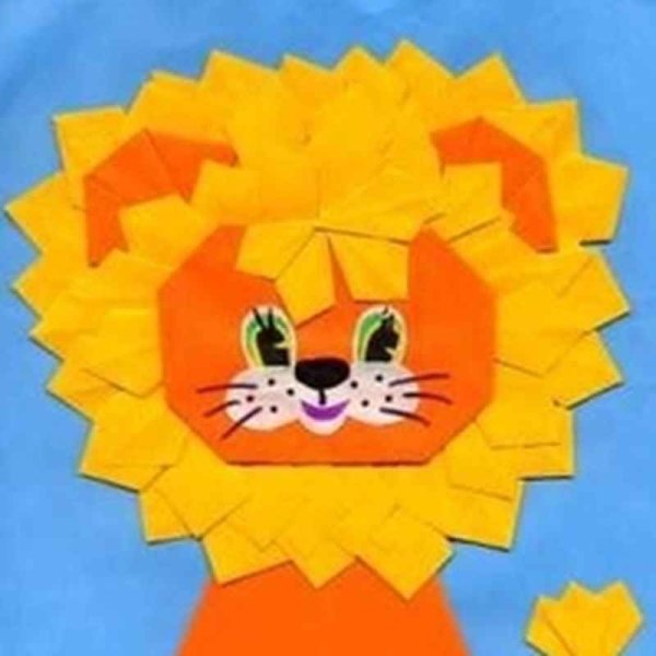 Поделка Лев из бумаги