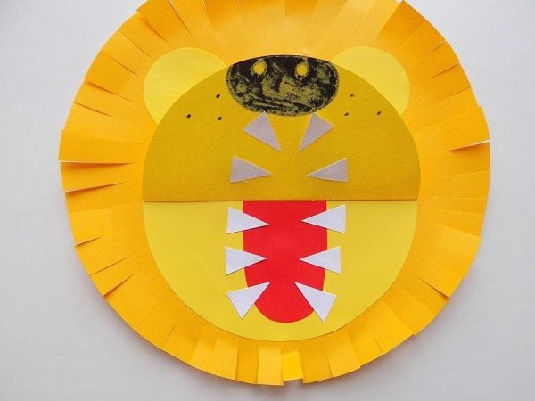 Львенок из цветной бумаги