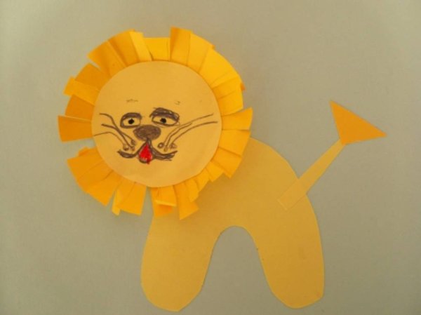 Конструирование из бумаги Лев