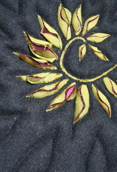 Прорезная аппликация