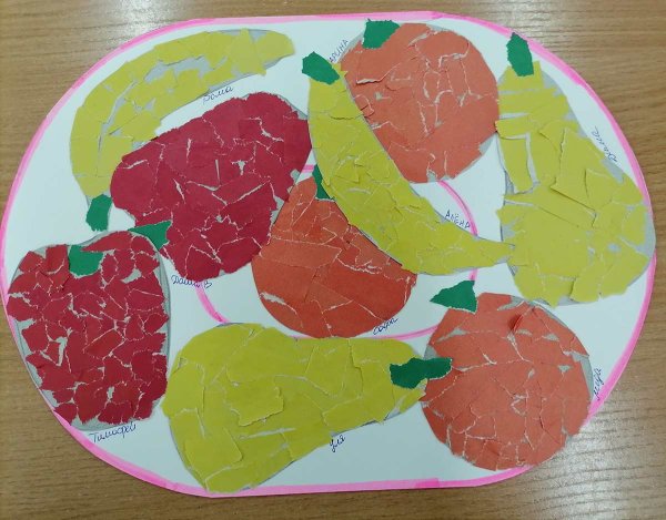 Обрывная аппликация фрукты на тарелке