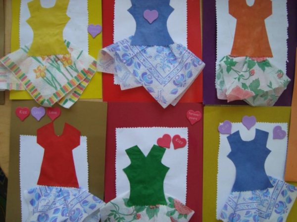 Рисование платье для мамы старшая группа