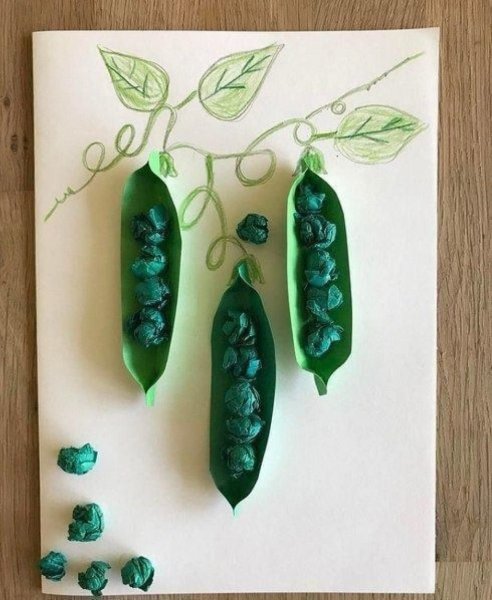 Поделка стручок гороха