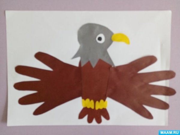 Поделка ворона из ладошек
