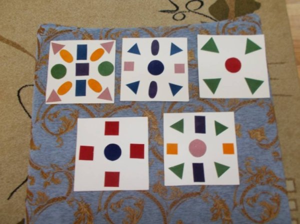 Аппликация украшение платочка в средней группе