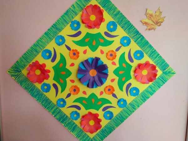 Аппликация украшение платочка