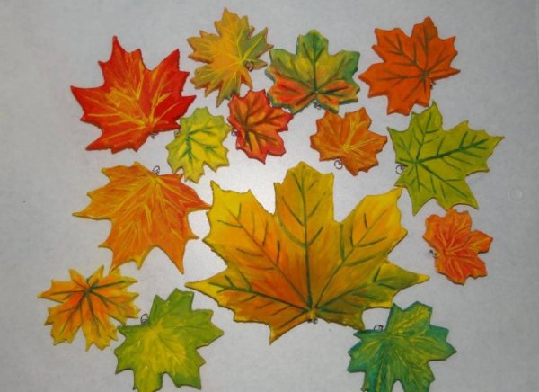 Осенний лист пластилином