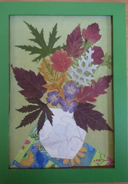 Аппликация из листьев букет