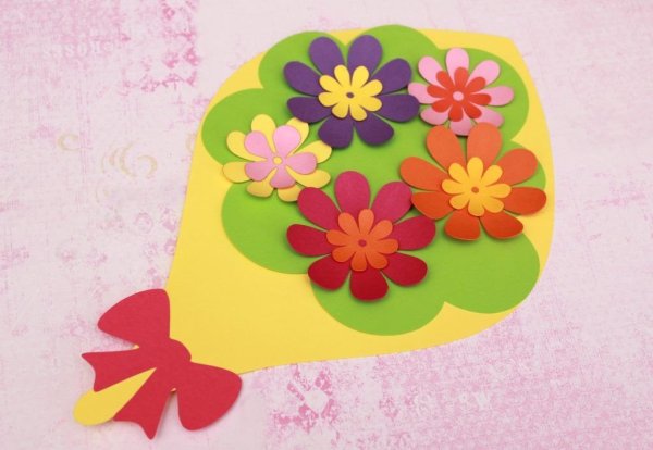 Аппликация с цветами