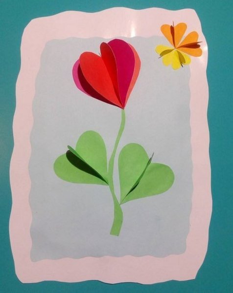 Объемная аппликация из сердечек