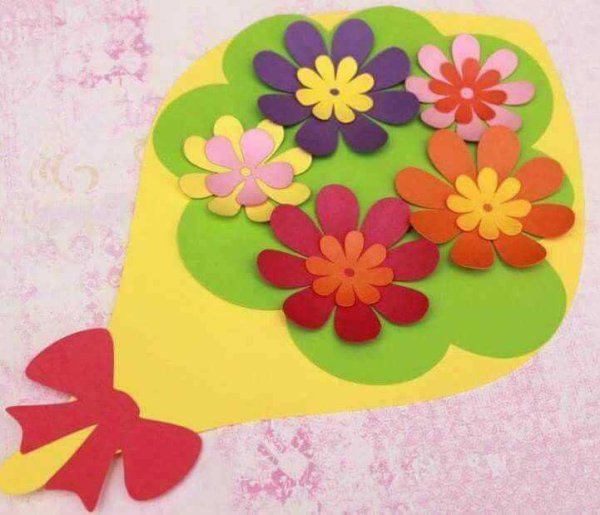 Аппликация с цветами